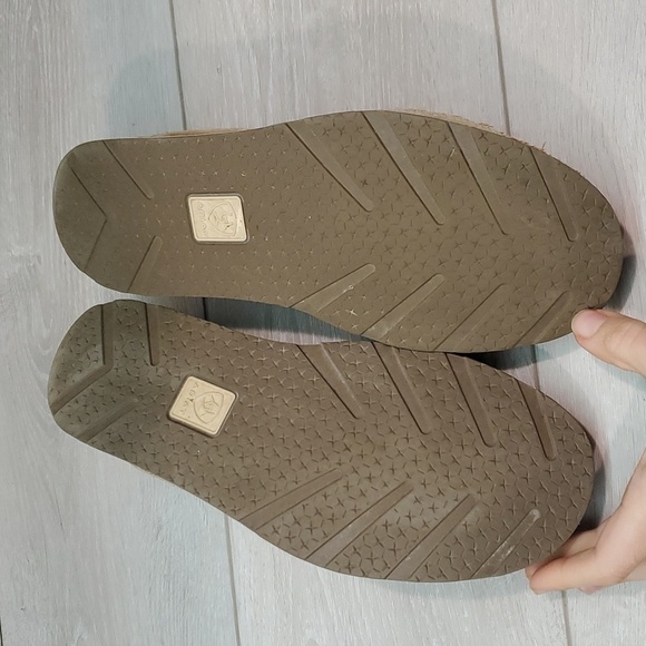 Ariat Womens Leather Bomber Cruiser Loafer Slip on shoes sz 8.5B - Picture 11 of 13